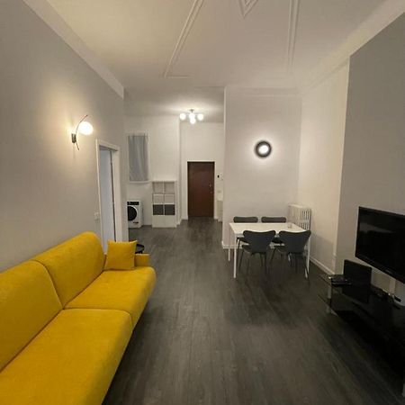 Centrale Apartment Мілан Екстер'єр фото