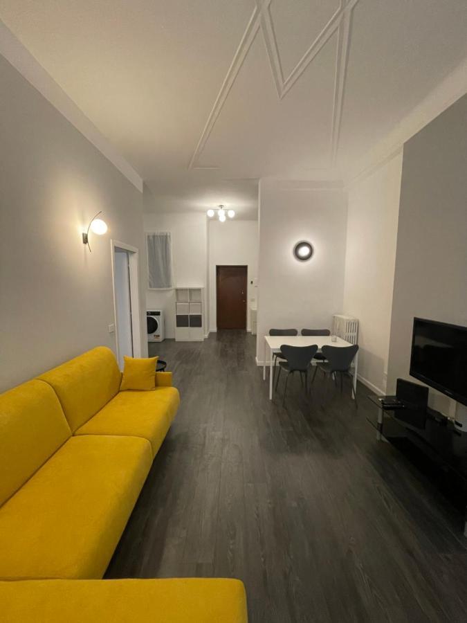 Centrale Apartment Мілан Екстер'єр фото