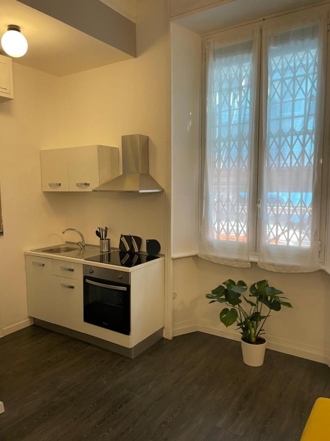 Centrale Apartment Мілан Екстер'єр фото